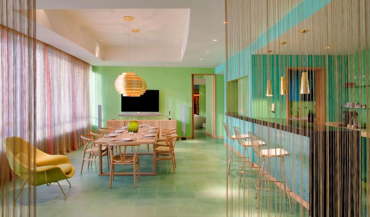 Symphony Style Hotel Kuwait Salmiya Exterior foto A suite at the W Hotel, Amsterdam